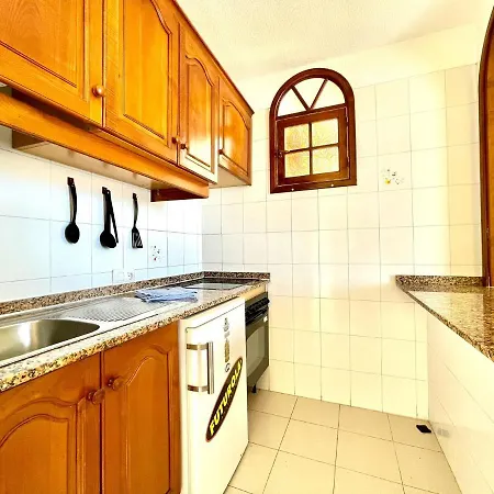 Nice Apartment,Wifi Free En Area Common,Terrace,View,Beach, Tenerife South Lägenhet *